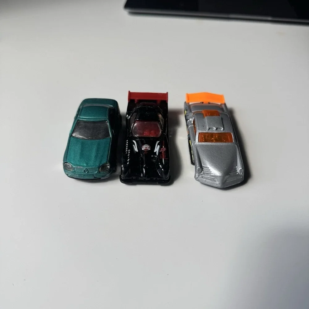 Hot Wheels Matchbox Die Cast Car Lot of 3 Mercedes Benz Loose